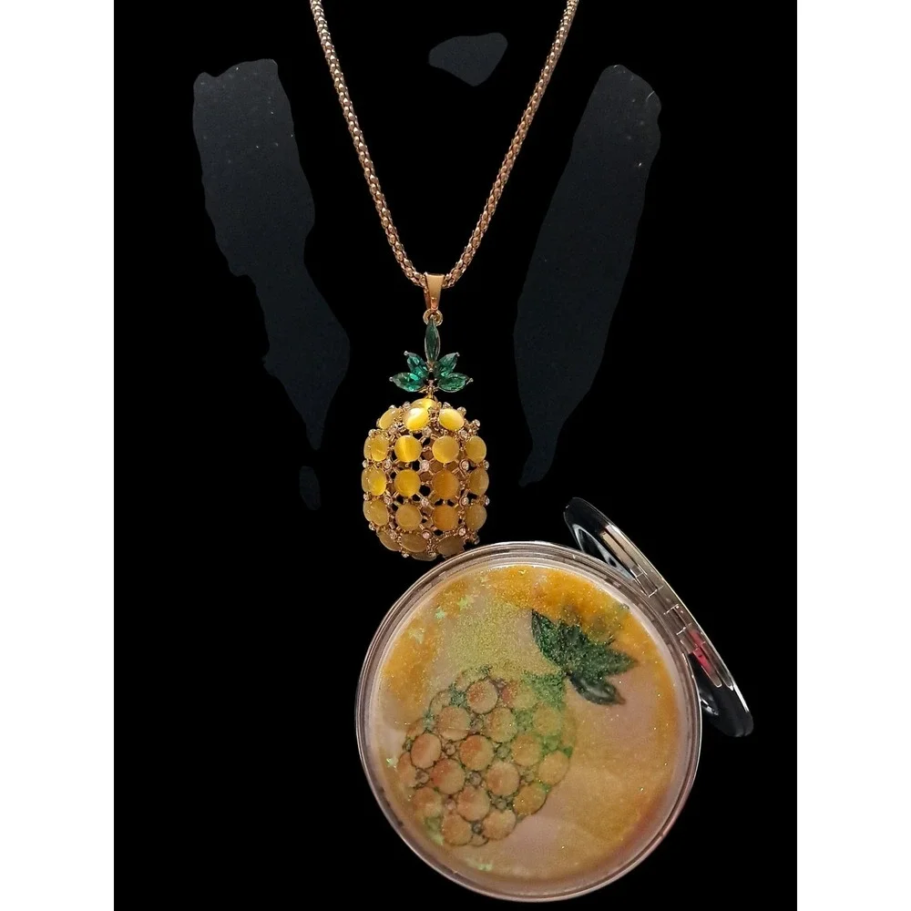 Pineapple Costume Necklace And Makeup Mirror New‎ In Box